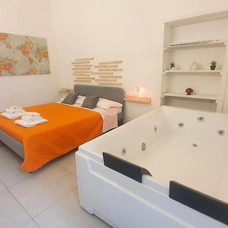 Suite Adriatica Hottube And Sauna Бари Экстерьер фото